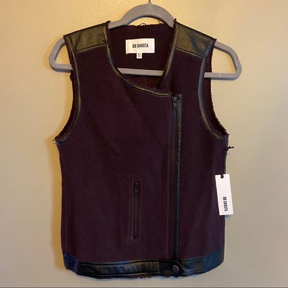 BB Dakota Camara moto faux leather trim vest